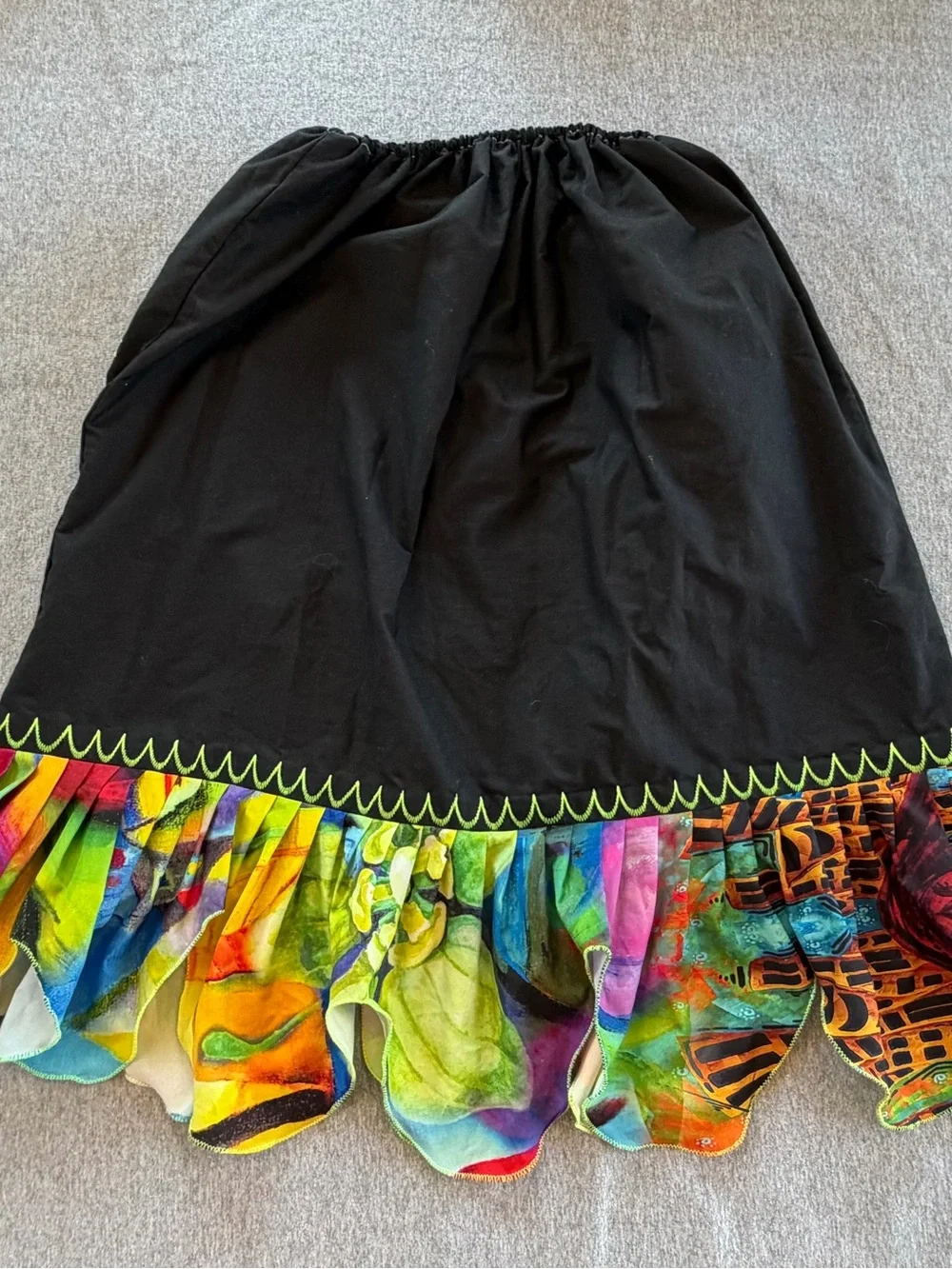 Pohnpeian / Micronesian Floral Embroidered Ruffle Hem Women's Skirt